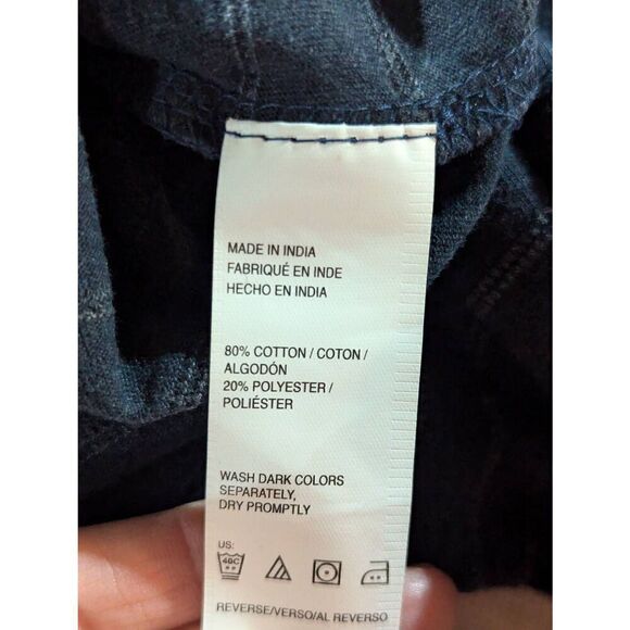 G.H. Bass & Co. Men's Blue Striped Short-Sleeve V-Neck T-Shirt Size: 2X NWT - Picture 6 of 6